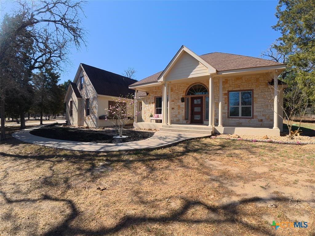 330 Arbors Circle, Elgin, TX 78621
