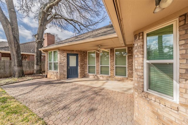 409 Dorcas Lane, Arlington, TX 76013