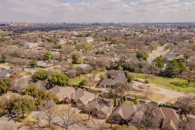 409 Dorcas Lane, Arlington, TX 76013