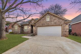409 Dorcas Lane, Arlington, TX 76013