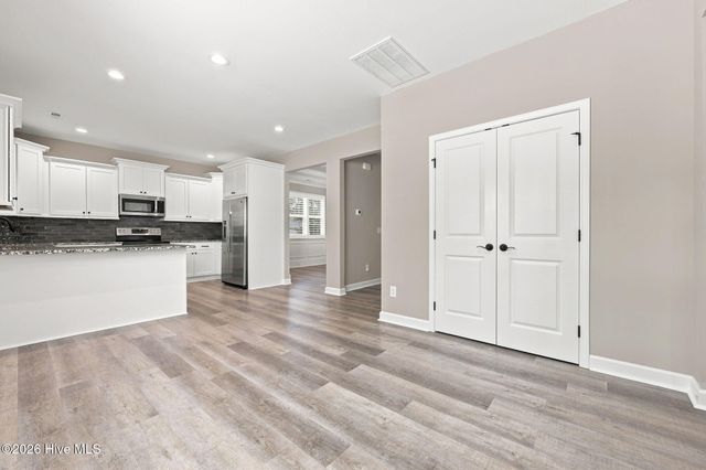 925 Cardinal Place, Vass, NC 28394