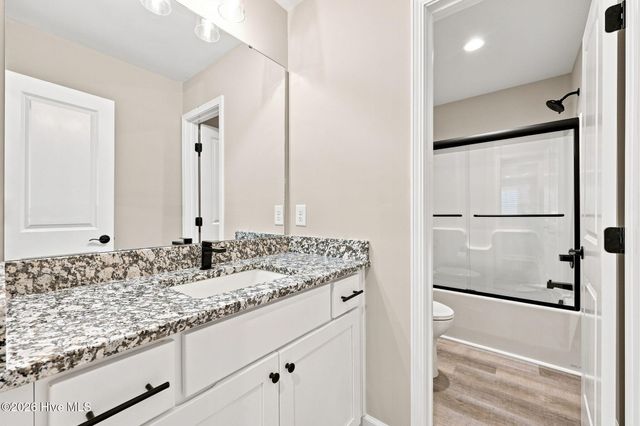925 Cardinal Place, Vass, NC 28394