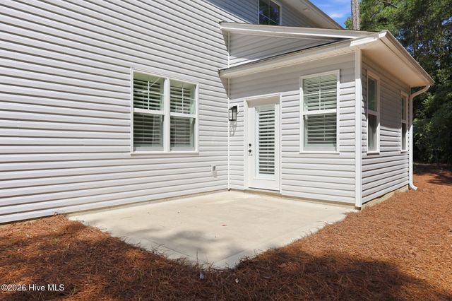 925 Cardinal Place, Vass, NC 28394