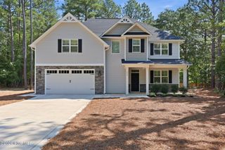 925 Cardinal Place, Vass, NC 28394