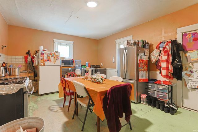 1534 Dunham Street, South Bend, IN 46619