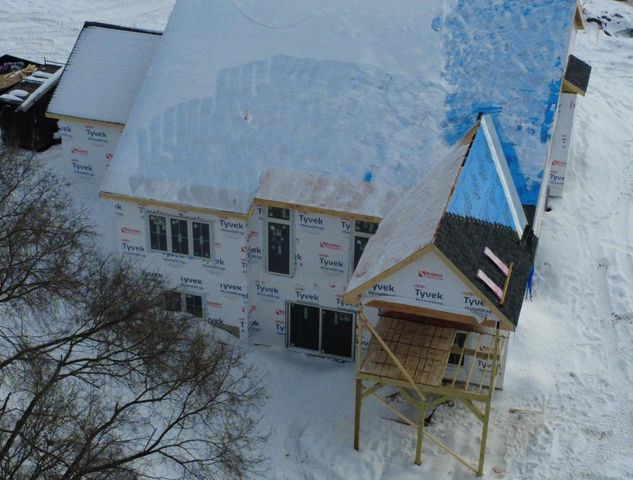 W8778 Blue Violet Court, Cambridge, WI 53523