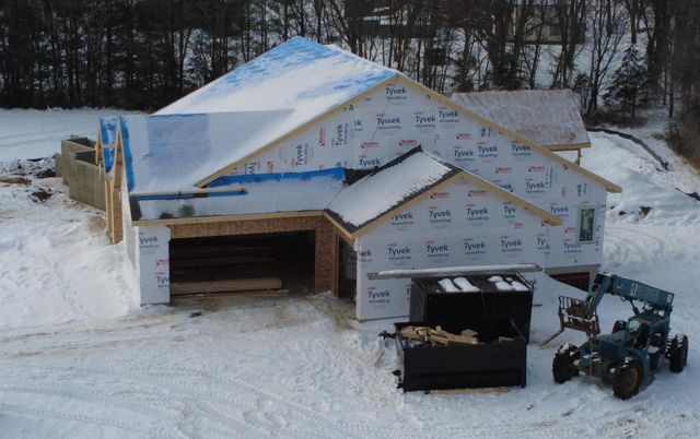 W8778 Blue Violet Court, Cambridge, WI 53523