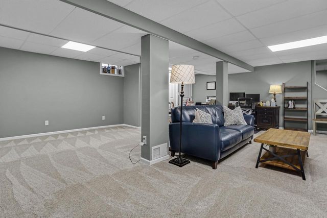 1626 Devonshire DRIVE, Cedarburg, WI 53012
