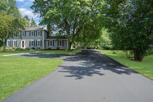 1626 Devonshire DRIVE, Cedarburg, WI 53012