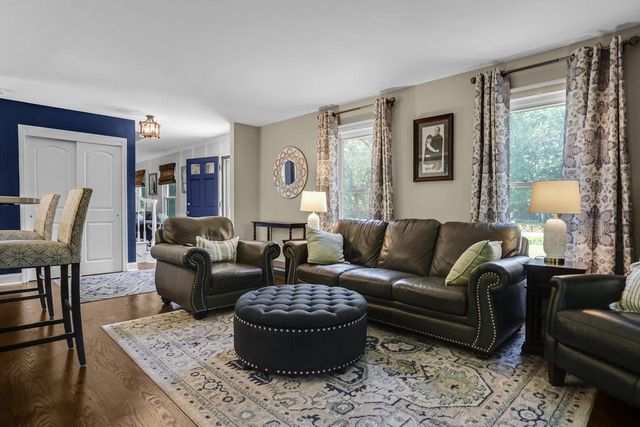 1626 Devonshire DRIVE, Cedarburg, WI 53012