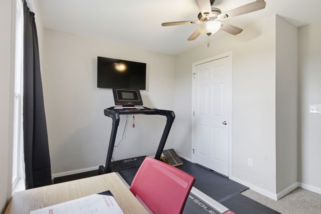 450 N Point Dr, Summertown, TN 38483