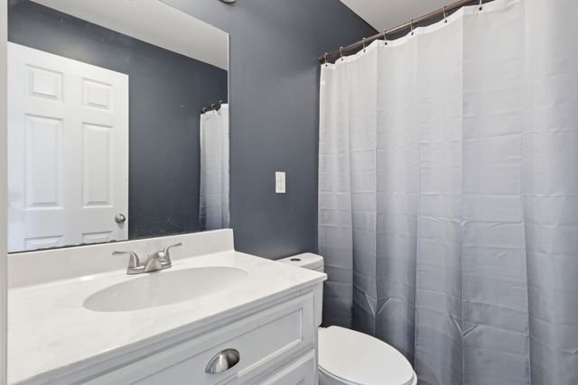 450 N Point Dr, Summertown, TN 38483