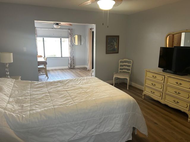 9554 E Fairway Boulevard, Sun Lakes, AZ 85248