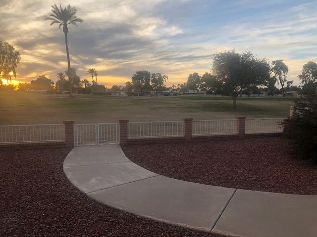 9554 E Fairway Boulevard, Sun Lakes, AZ 85248