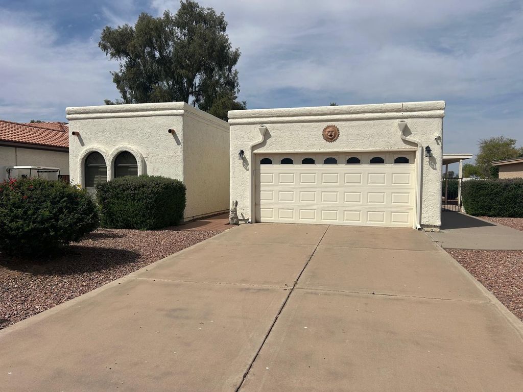 9554 E Fairway Boulevard, Sun Lakes, AZ 85248