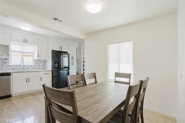 10826 Roscoe Boulevard, Sun Valley, CA 91352