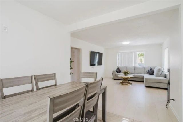 10826 Roscoe Boulevard, Sun Valley, CA 91352