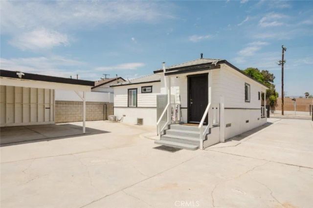10826 Roscoe Boulevard, Sun Valley, CA 91352