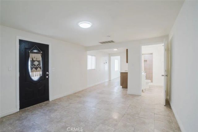 10826 Roscoe Boulevard, Sun Valley, CA 91352