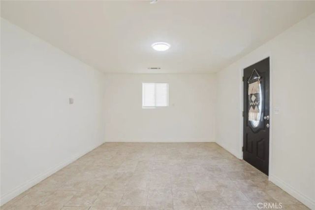 10826 Roscoe Boulevard, Sun Valley, CA 91352
