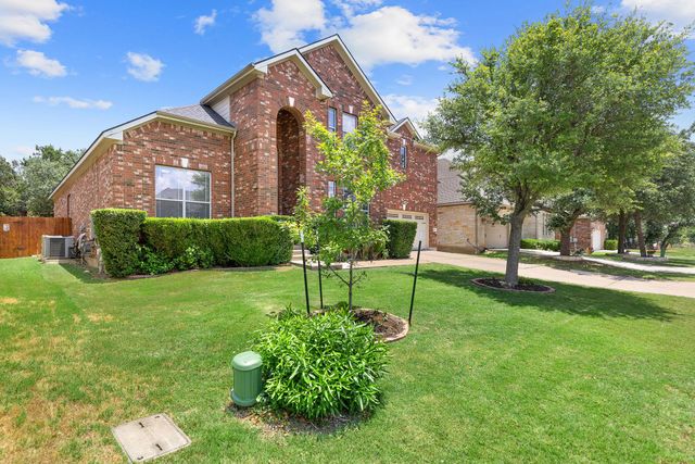 370 Ledge Stone DR, Austin, TX 78737