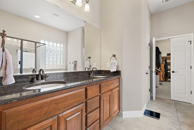 370 Ledge Stone DR, Austin, TX 78737