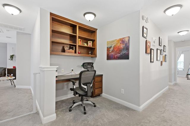 370 Ledge Stone DR, Austin, TX 78737