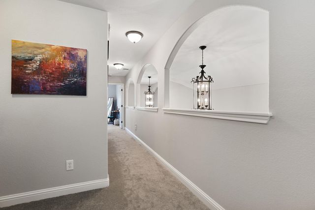 370 Ledge Stone DR, Austin, TX 78737