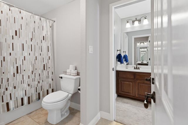 370 Ledge Stone DR, Austin, TX 78737