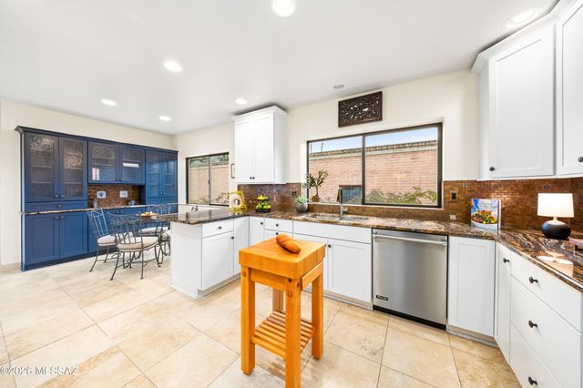 4240 E Pontatoc Canyon Drive, Tucson, AZ 85718