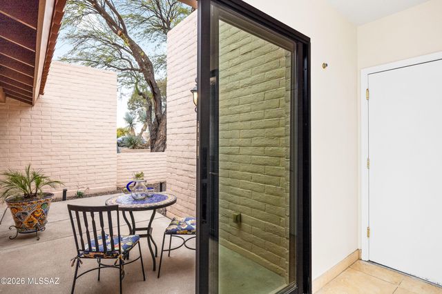 4240 E Pontatoc Canyon Drive, Tucson, AZ 85718