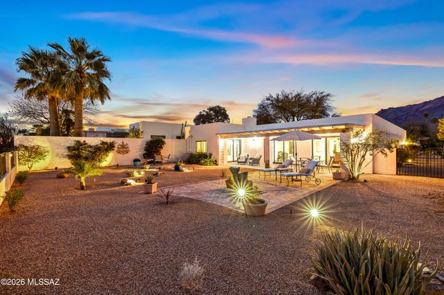 4240 E Pontatoc Canyon Drive, Tucson, AZ 85718