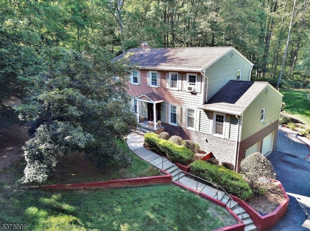 90 Old Brookside Rd, Randolph Twp., NJ 07869