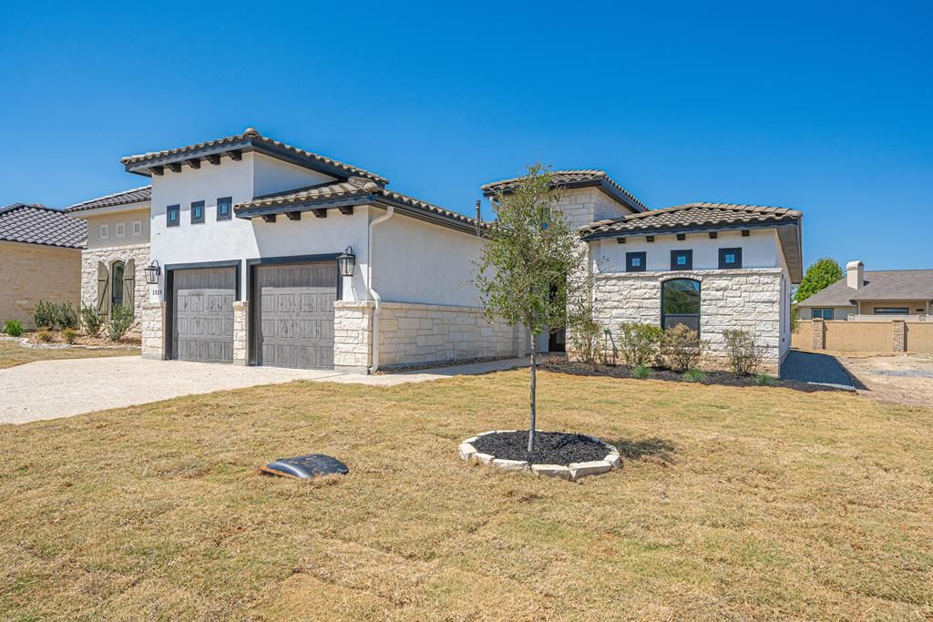 2028 Toscano Way, Kerrville, TX 78028