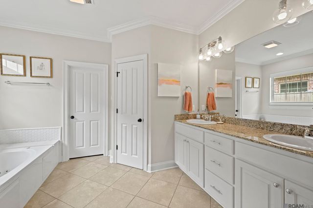 9777 Market West Dr, Baton Rouge, LA 70810
