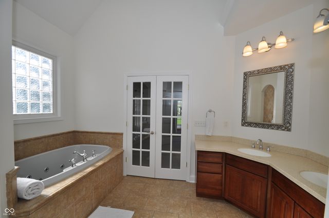 5305 Fall Creek Road, Indianapolis, IN 46220