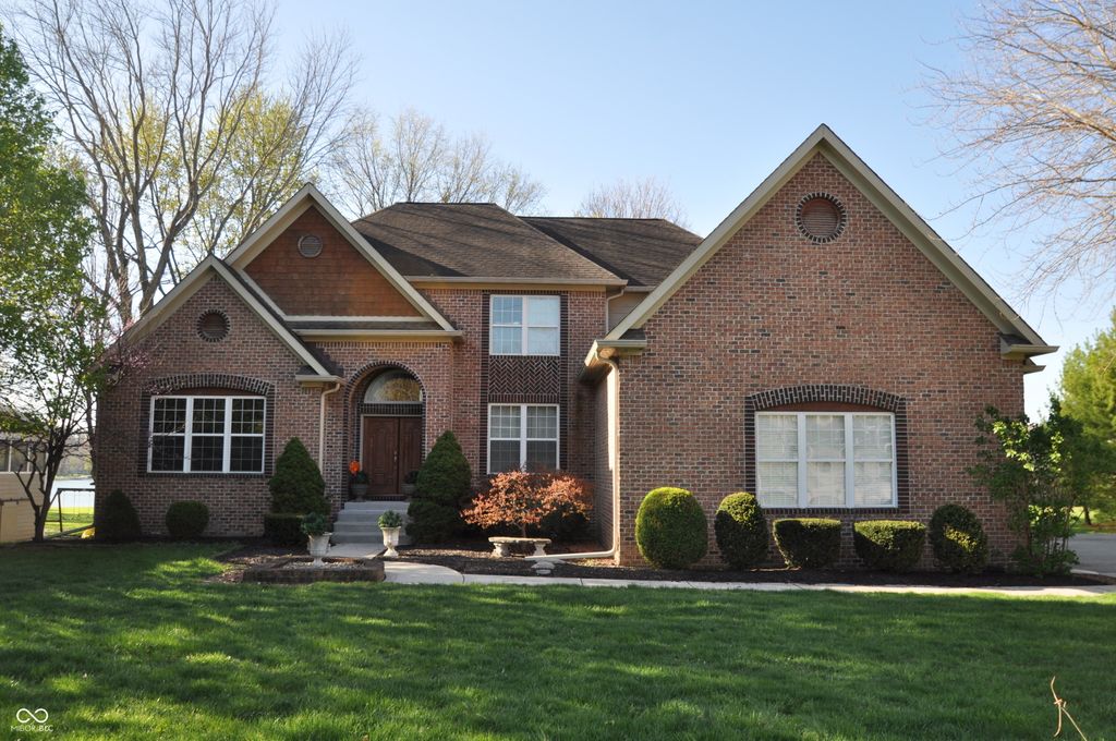 5305 Fall Creek Road, Indianapolis, IN 46220