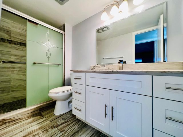 210 Somerset K, West Palm Beach, FL 33417