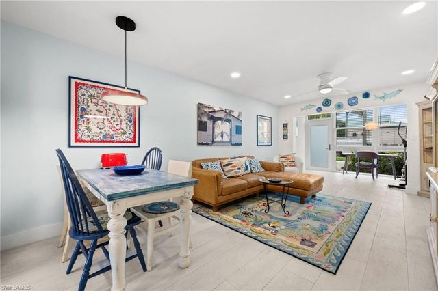 1021 3rd ST S 112, Naples, FL 34102