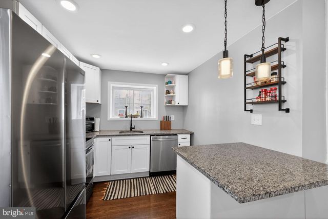 3241 W HILTON ST, Philadelphia, PA 19129