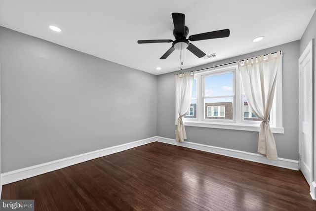 3241 W HILTON ST, Philadelphia, PA 19129