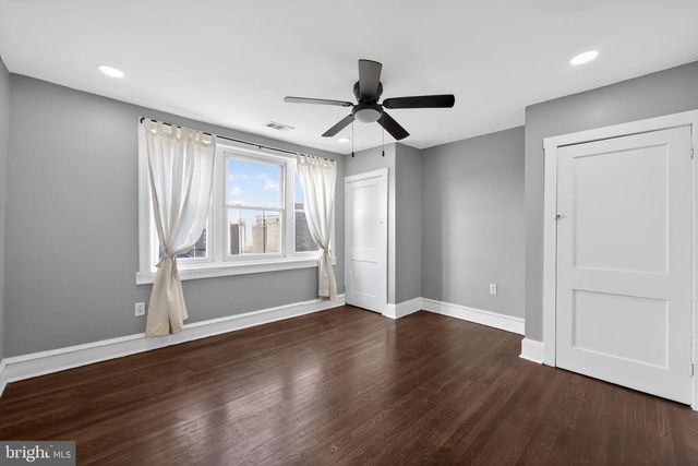 3241 W HILTON ST, Philadelphia, PA 19129