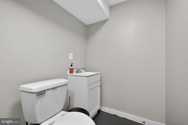 3241 W HILTON ST, Philadelphia, PA 19129