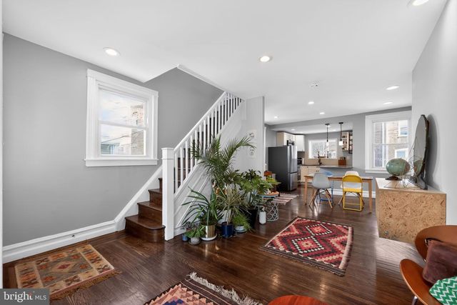 3241 W HILTON ST, Philadelphia, PA 19129