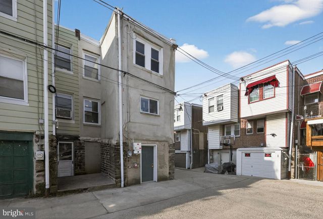 3241 W HILTON ST, Philadelphia, PA 19129