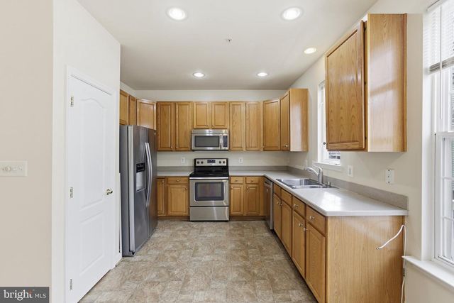 5507 HARTFIELD AVE, Suitland, MD 20746