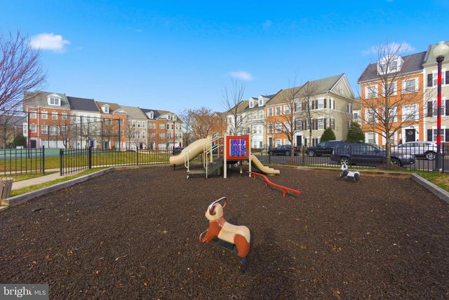 5507 HARTFIELD AVE, Suitland, MD 20746