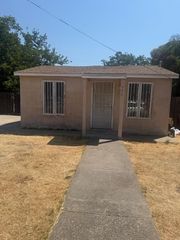 1994 S Olive Ave, Stockton, CA 95215