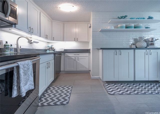 3103 Pualei Circle 204, Honolulu, HI 96815