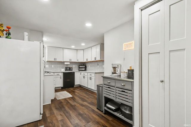 741 S 36th Street, South Bend, IN 46615